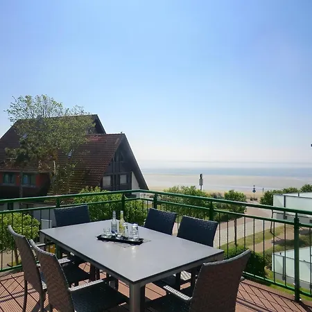 Luxus-penthouse Am Strand, Mit Traum-meerblick, Dachterrasse Und Sauna *