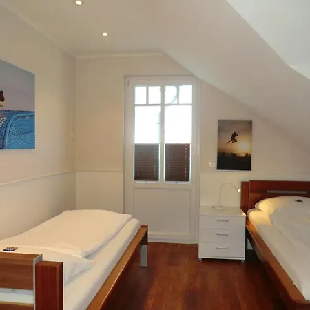 Luxus-penthouse Am Strand, Mit Traum-meerblick, Dachterrasse Und Sauna Wyk auf Föhr