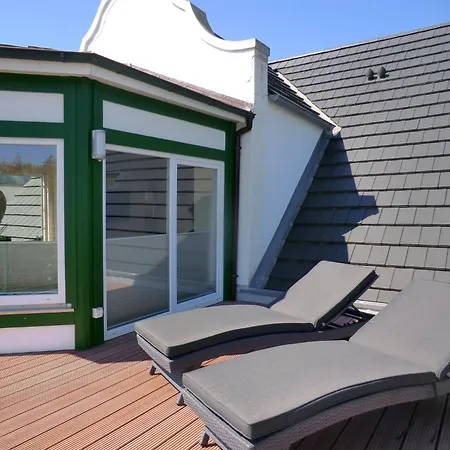 Luxus-penthouse Am Strand, Mit Traum-meerblick, Dachterrasse Und Sauna * Wyk auf Föhr